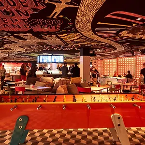Mama Shelter Hotel