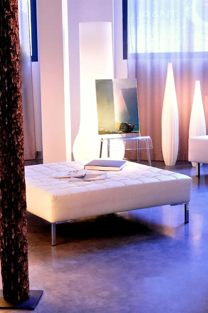 טולוז Hotel Les Bains Douches
